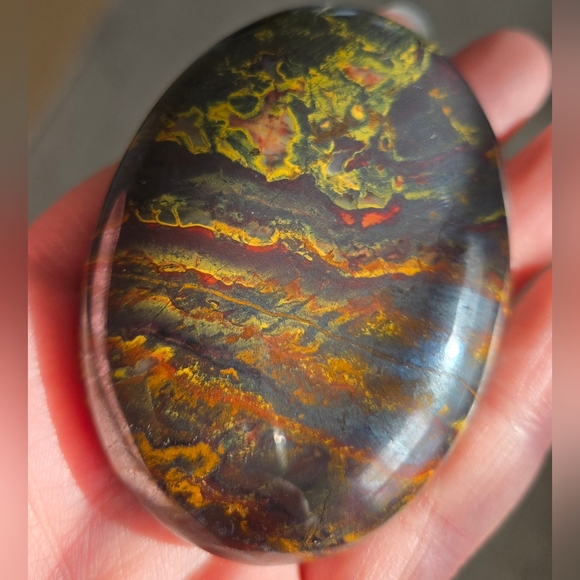 Tiger Iron Palm Stone - Picture 7 of 8